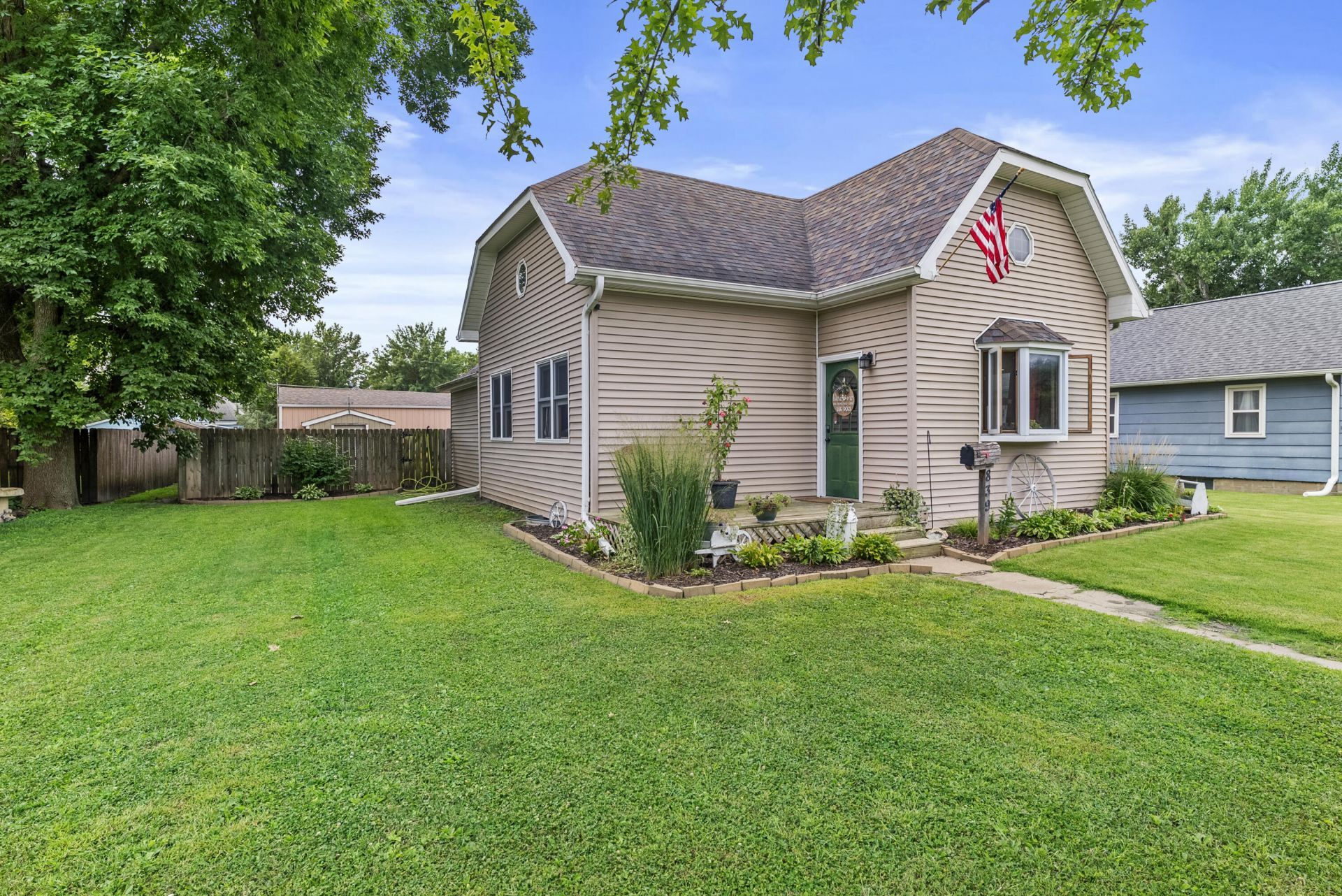 839 Buchanan, Wapello, IA 52653